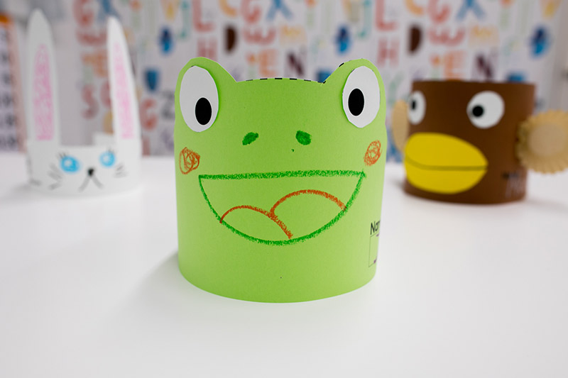 paper frog hat